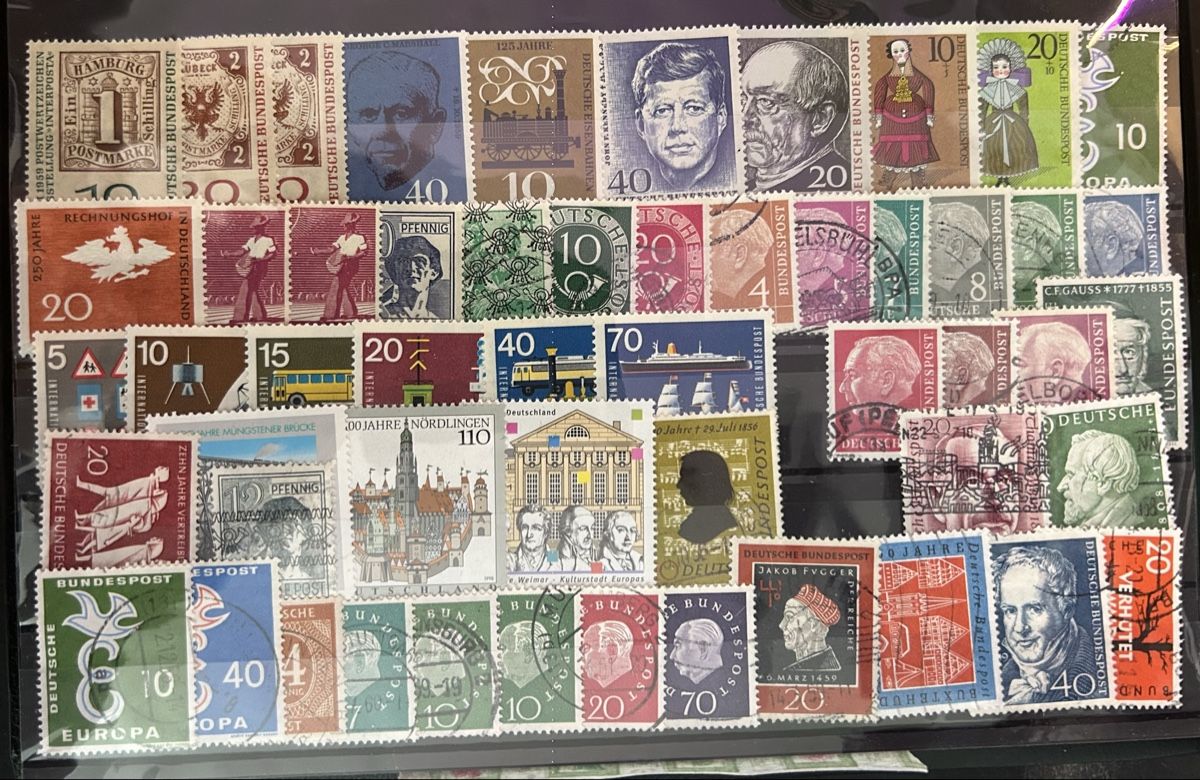 Tutti i francobolli: Kleine Sammlung Briefmarken Deutschland IV – Usato da Bern venduto da mon_622y 2
