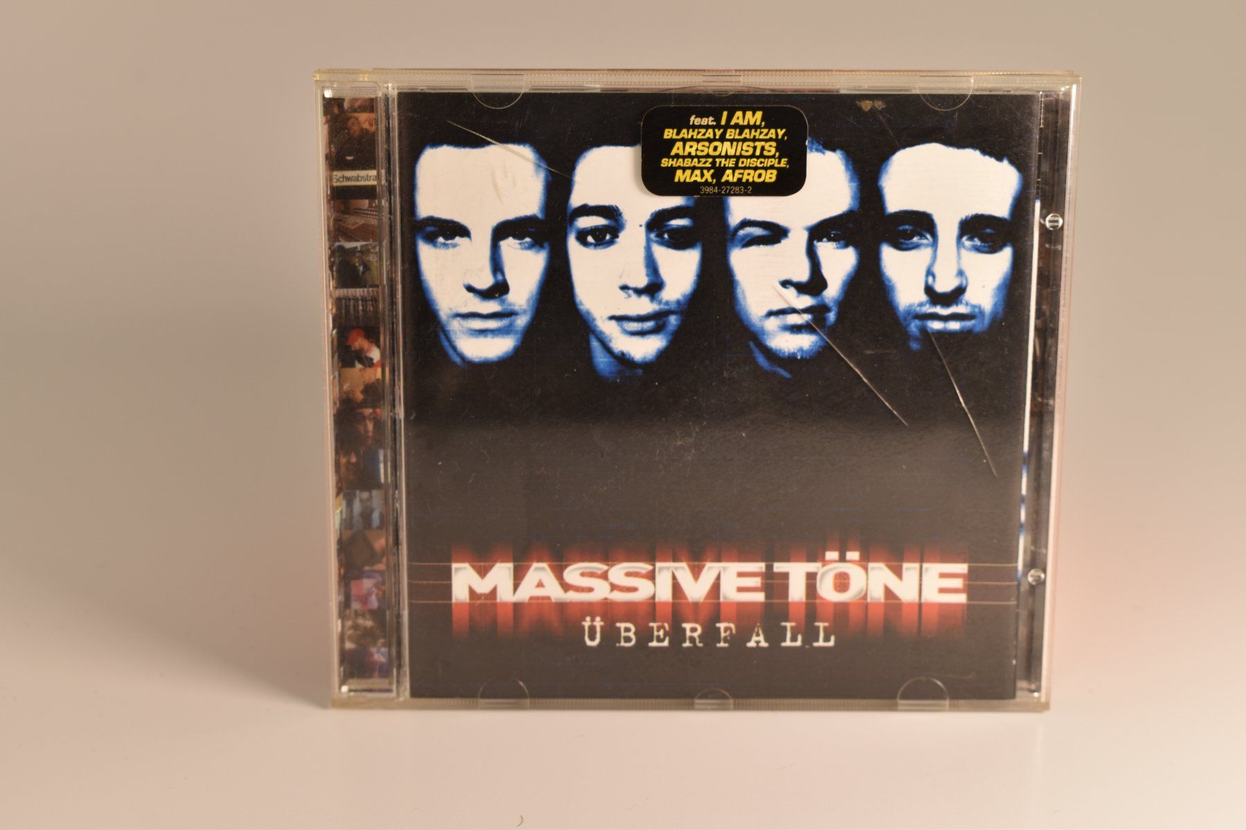 CD: Massive Töne – Überfall (CD) – Usato da Azmoos venduto da greenstone13