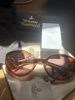🌟 Lunettes de soleil Vivienne Westwood 🌟