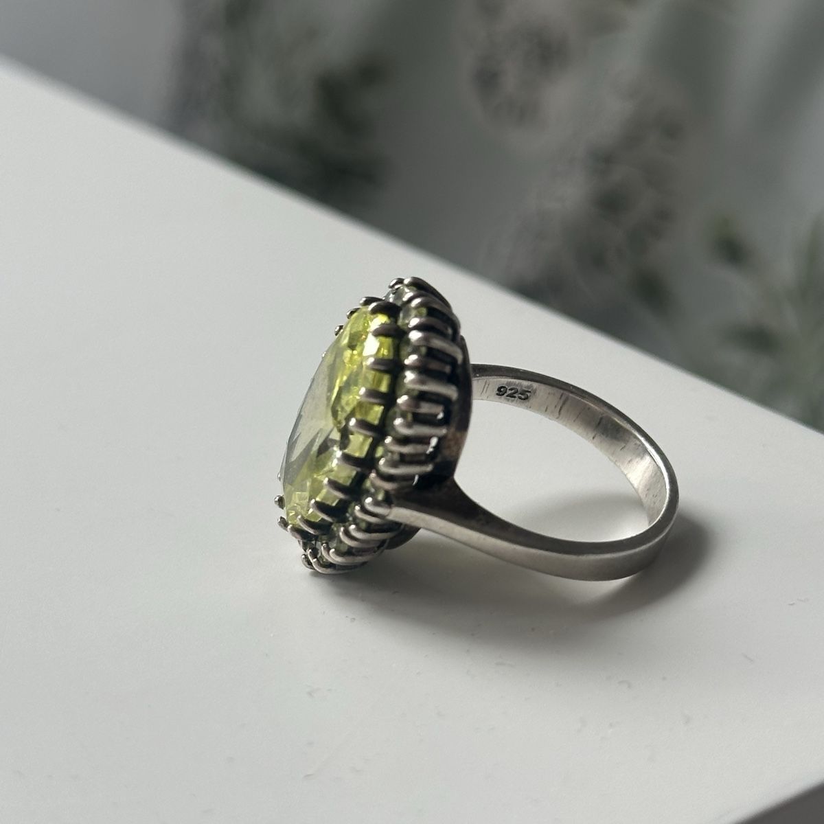 Anelli: Massive Silber 925 Peridot Solitär Ring  – Usato da Givisiez venduto da dor_xb9k 1