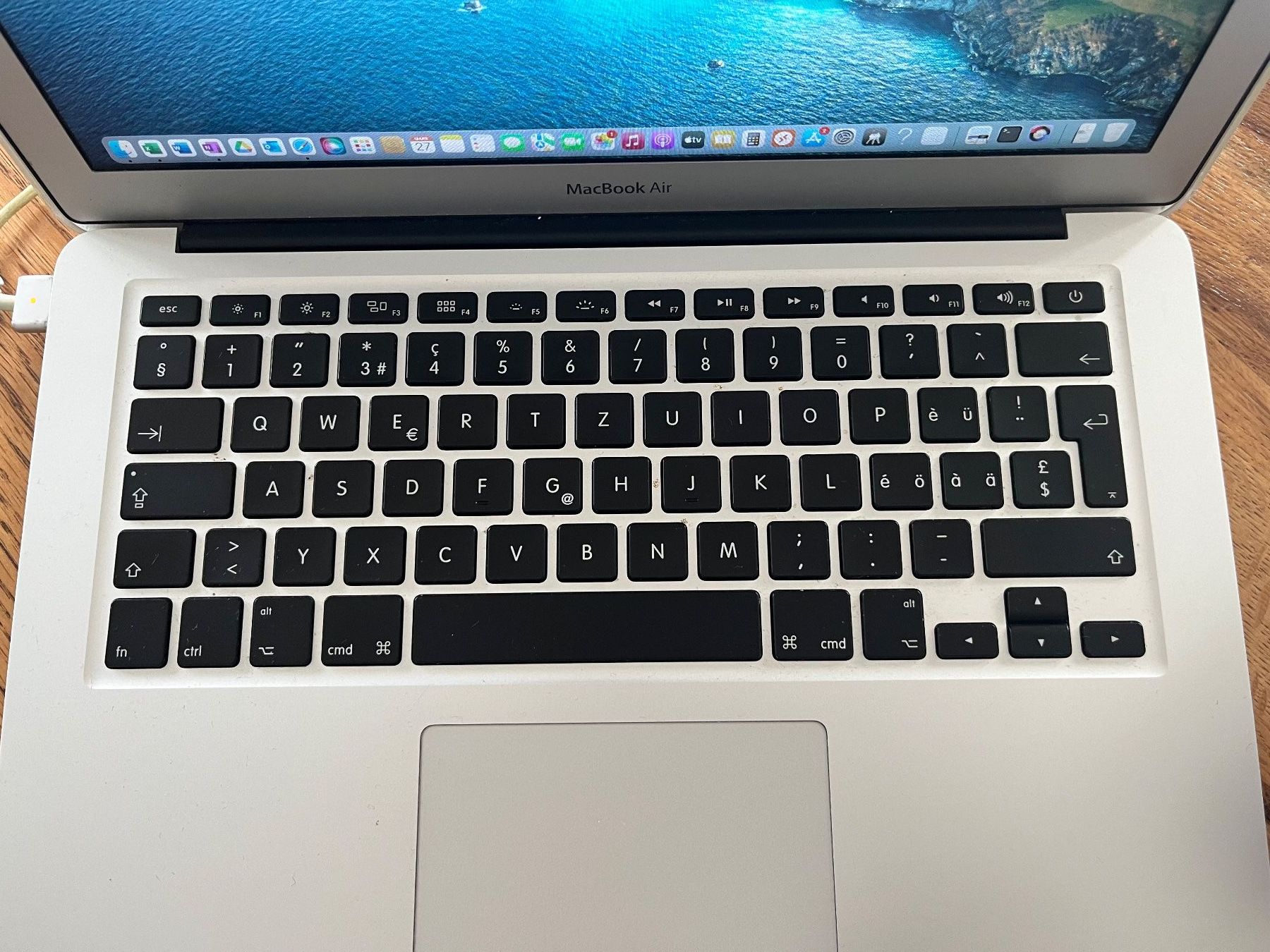 Apple Notebook: Apple MacBook 13" 2017 – Usato da Saubraz venduto da Cnar_family 1