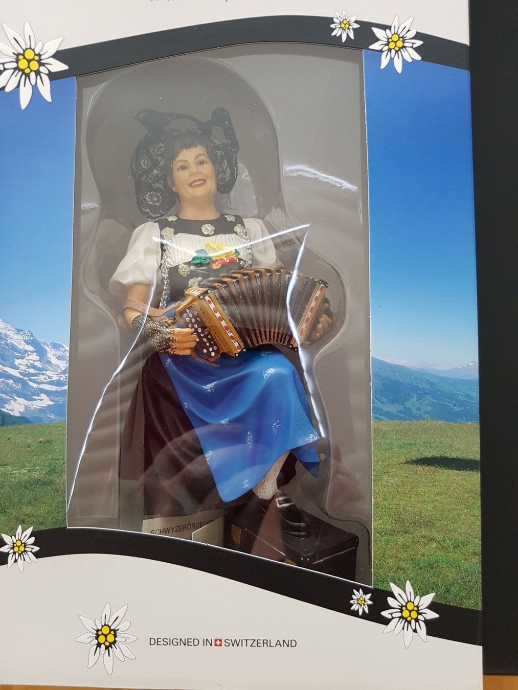Statuette: Schweizer-Örgeli Figur – Nuovo e nell'imballaggio originale da Schönenbuch venduto da Rasmo 4