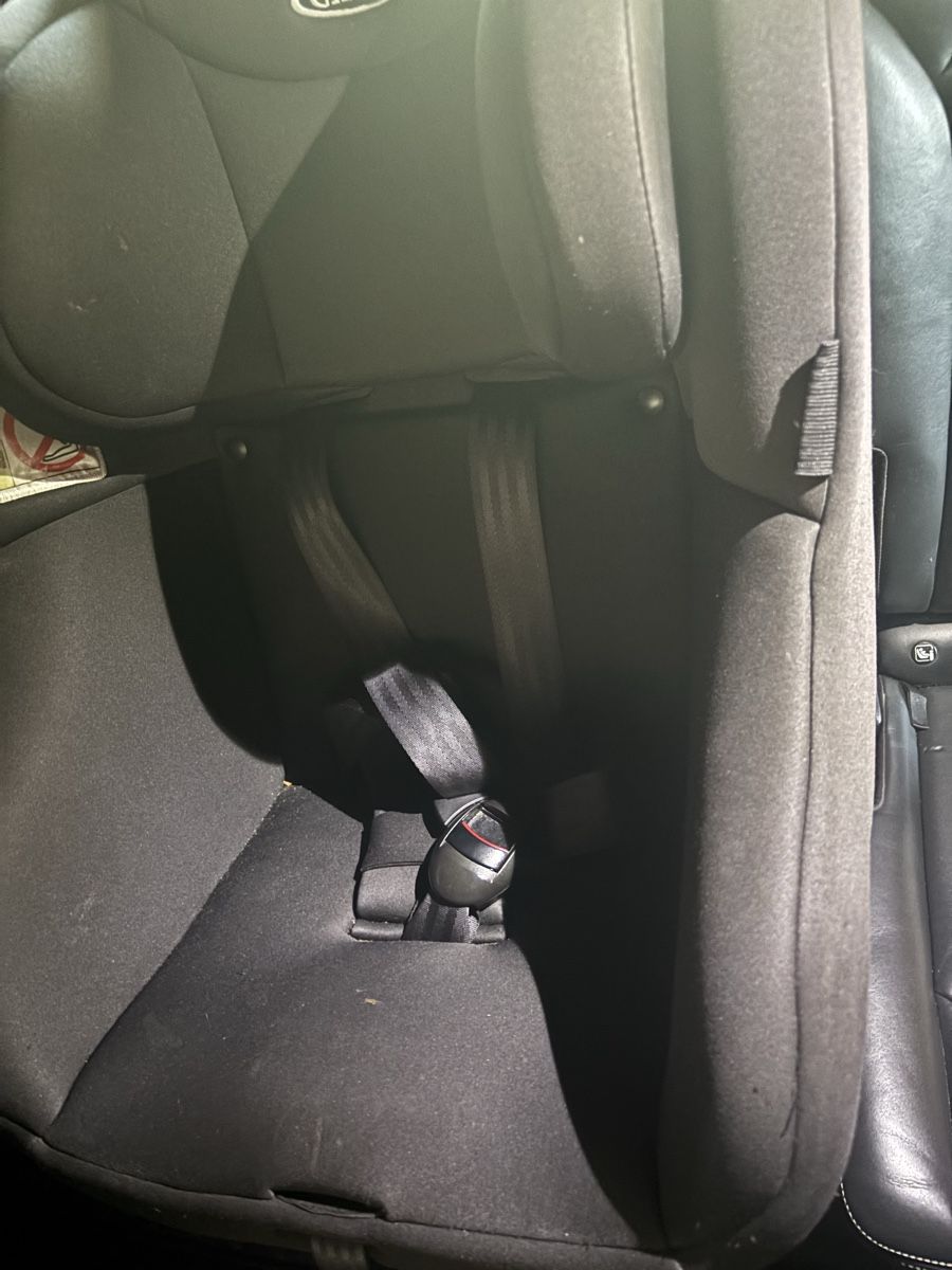 Seggiolini per auto: Kindersitze mit isofix – Usato da Dulliken venduto da seb_t8ml 1
