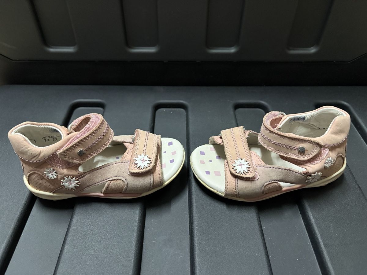 Elefanten Scarpe per ragazze: Mädchensandalen Grösse 21 – Usato da Granges-Paccot venduto da Fwaeber