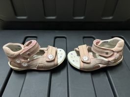 Mädchensandalen Grösse 21