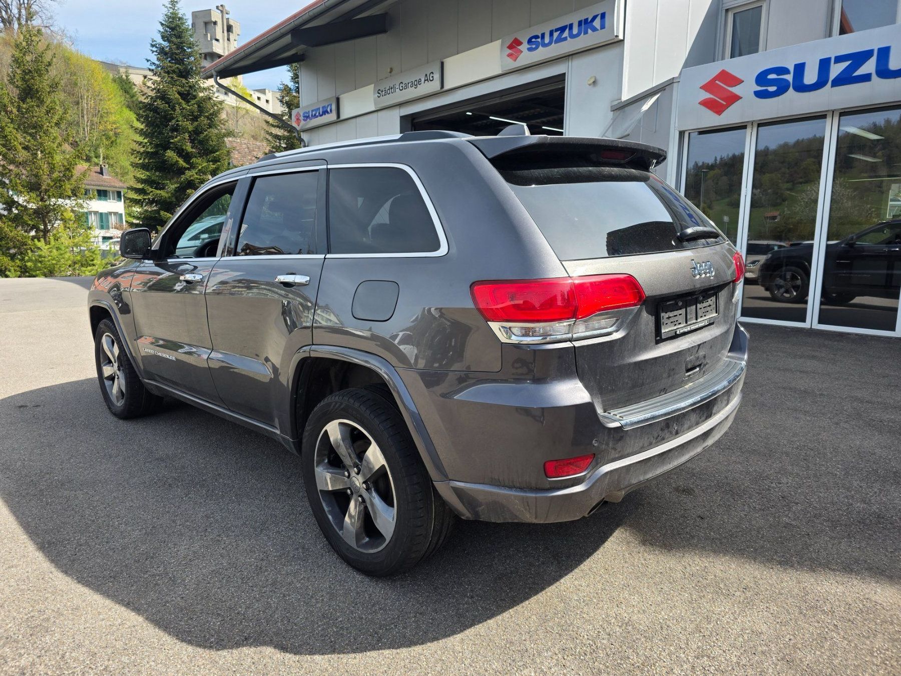 Jeep Autos: Jeep Grand Cherokee 3.0 CRD 4x4 – Defekt aus Brunnadern von stbba 2