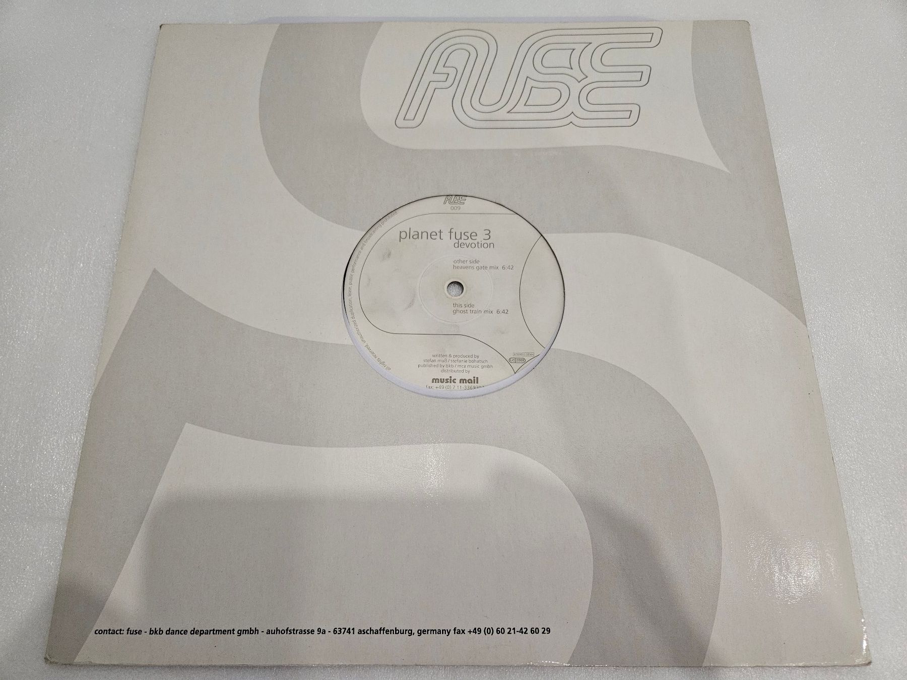 Dischi in vinile: Planet Fuse 3 – Devotion (Trance) – Usato da Uster venduto da Vinyl-Leidenschaft