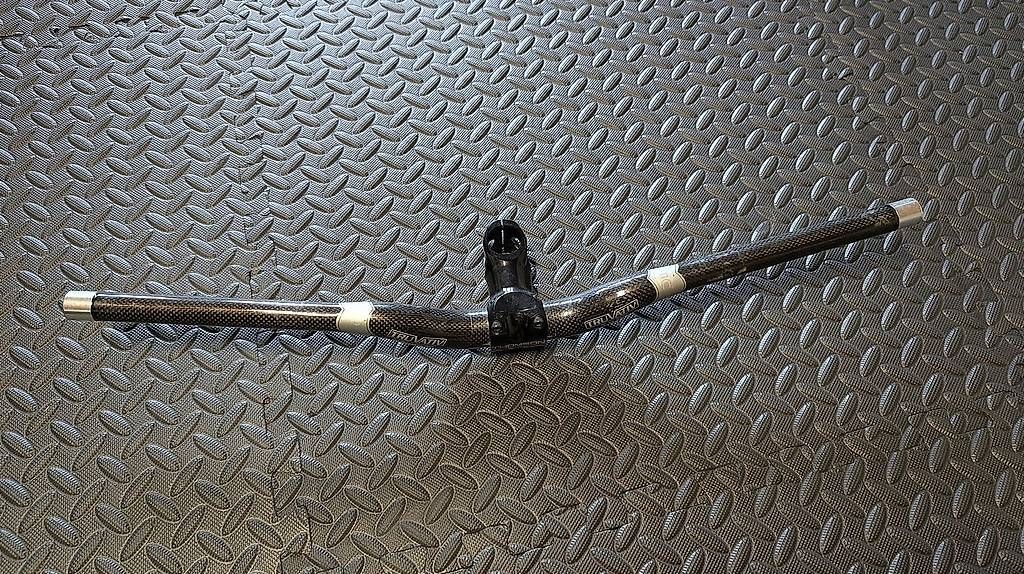 Pezzi di ricambio: Carbon Lenker Mountainbike – Usato da Ormalingen venduto da horch_mal