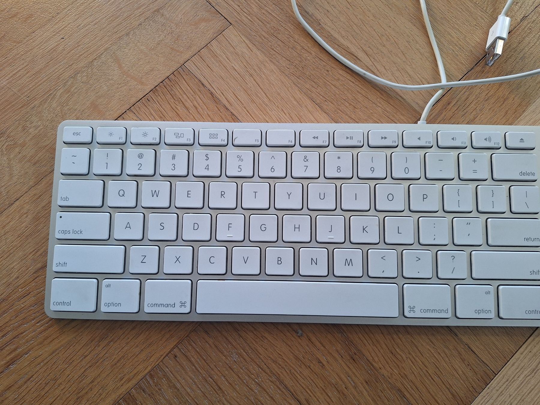 Apple Claviers: Clavier APPLE modèle 1234 – D'occasion à Chêne-Bougeries par xchrysalide 1