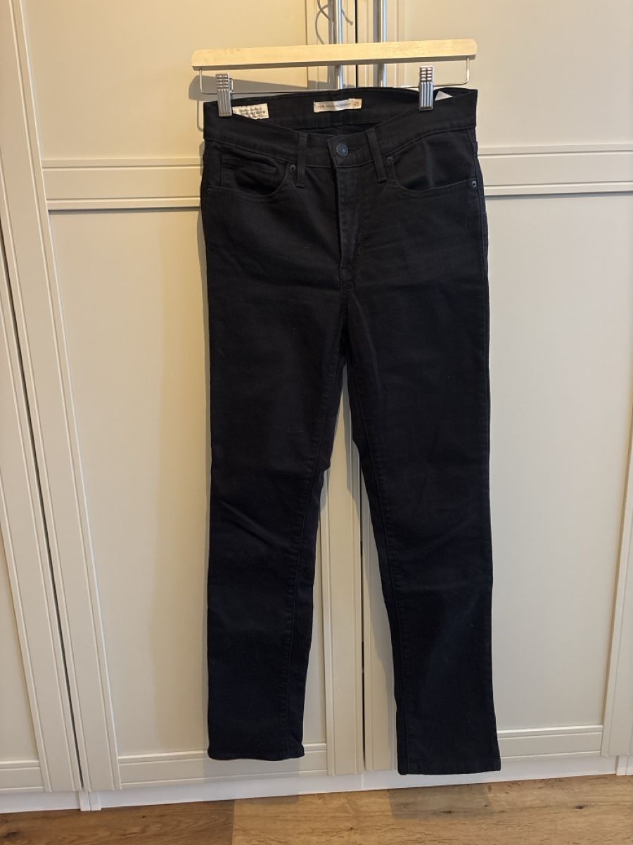 Levi's Jeans: Levis 724 High Rise Straight – Usato da Sempach venduto da Mi.6205