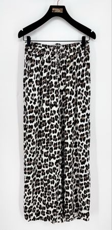 # WOMAN - Hose ,,animalprint‘‘ Gr. L #