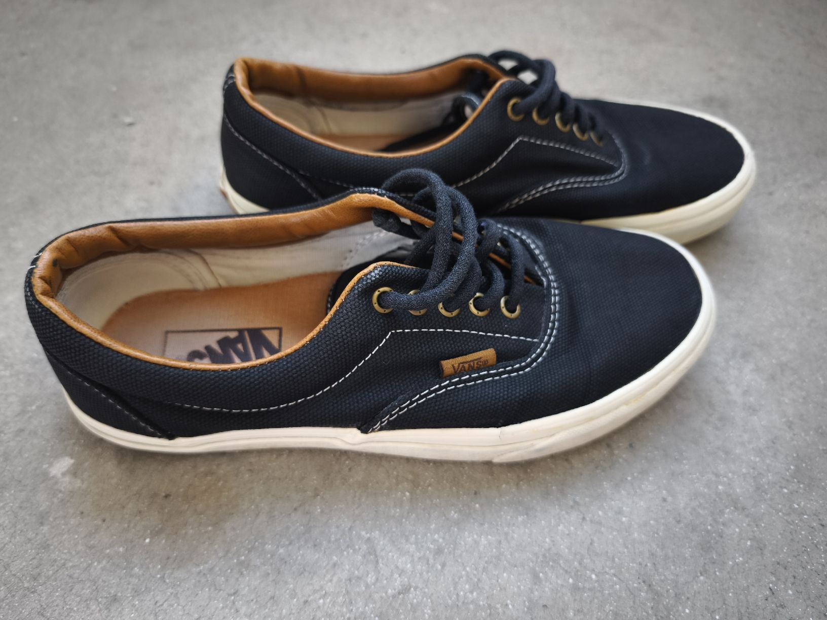 Vans Scarpe da uomo: Vans Era Navy Blue 39 – Usato da Sursee venduto da Re.joy 1