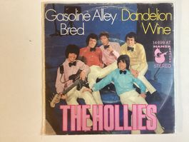 Hollies Single - Gasoline Alley Bred / Dandelion Wine