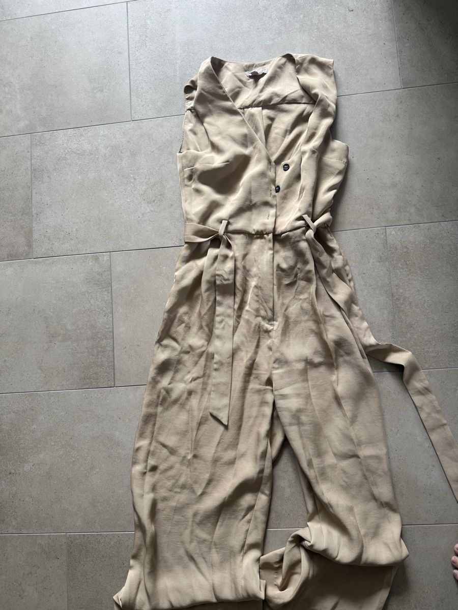 H&M Tute: Jumpsuit beige Grösse 36  – Usato da Hüttwilen venduto da sar_8gj7