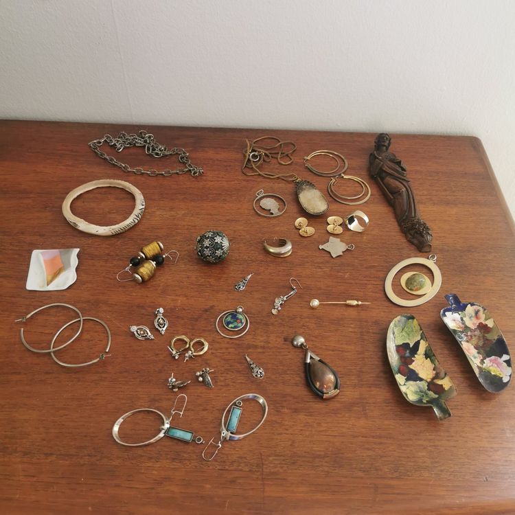 Lot De Bijoux Vintage à Détourner Ou Restaurer - Cuir Et Laiton - Référence LBB0317