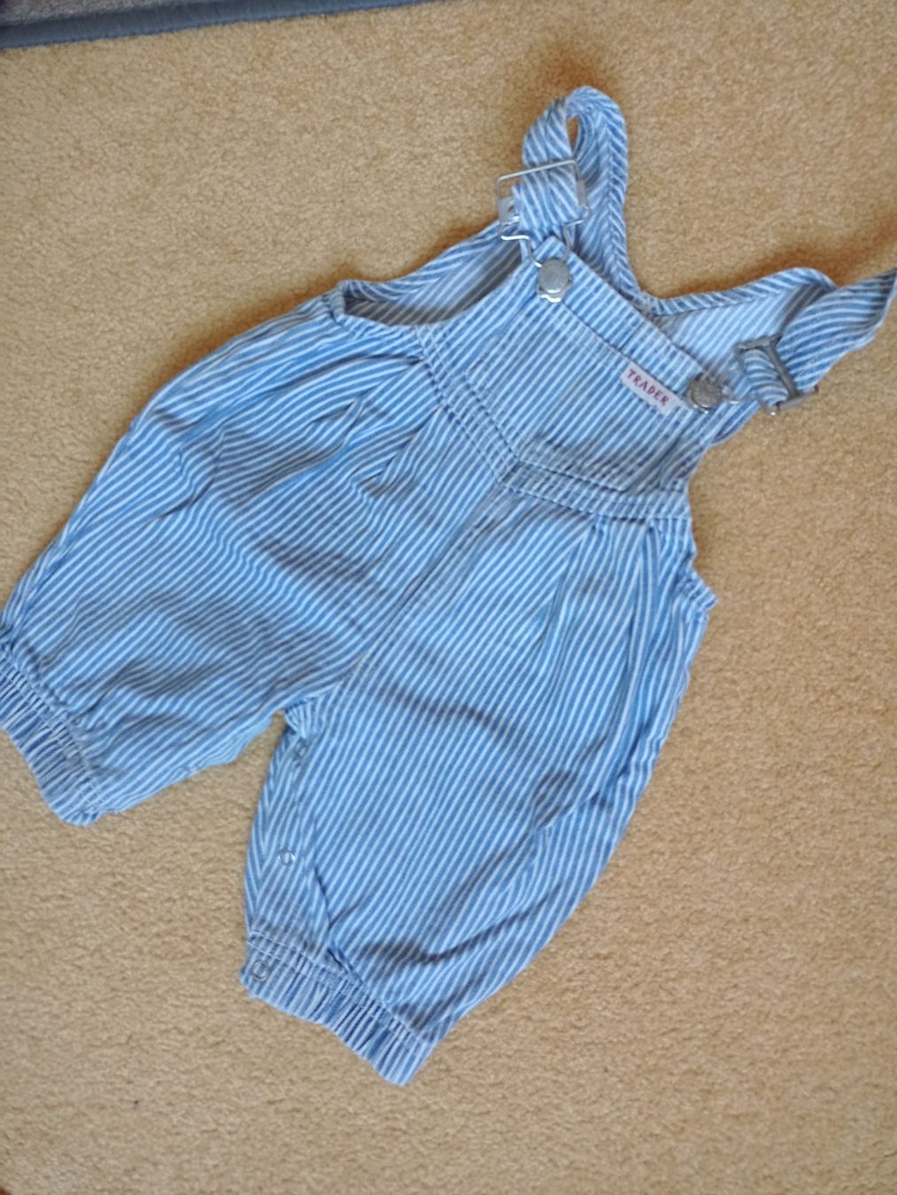 Pantaloni: 2 Hosen, Gr. 62 – Usato da Winterthur venduto da voan 1