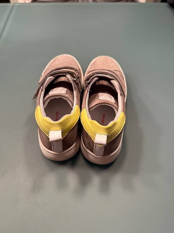 Chaussures garçon: Hochwertiger Kinderschuh Gr 33 – D'occasion à Hirzel par IJ8810 1