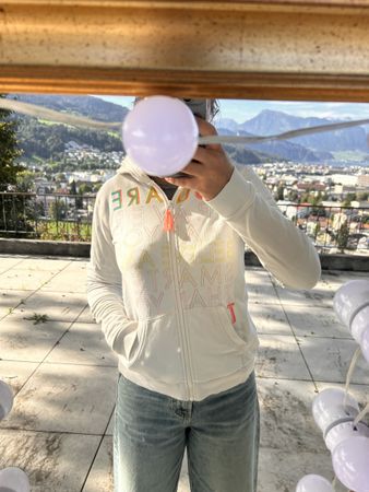 s.Oliver Hoodie weiss mit Reissverschluss Grösse S