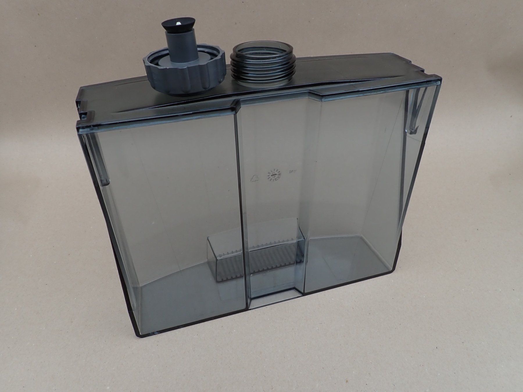 Contenitori & Simili: Wassertank /Wasserbehälter Air o Swiss Boneco Model 1355 – Usato da Lömmenschwil venduto da ritalin01 4