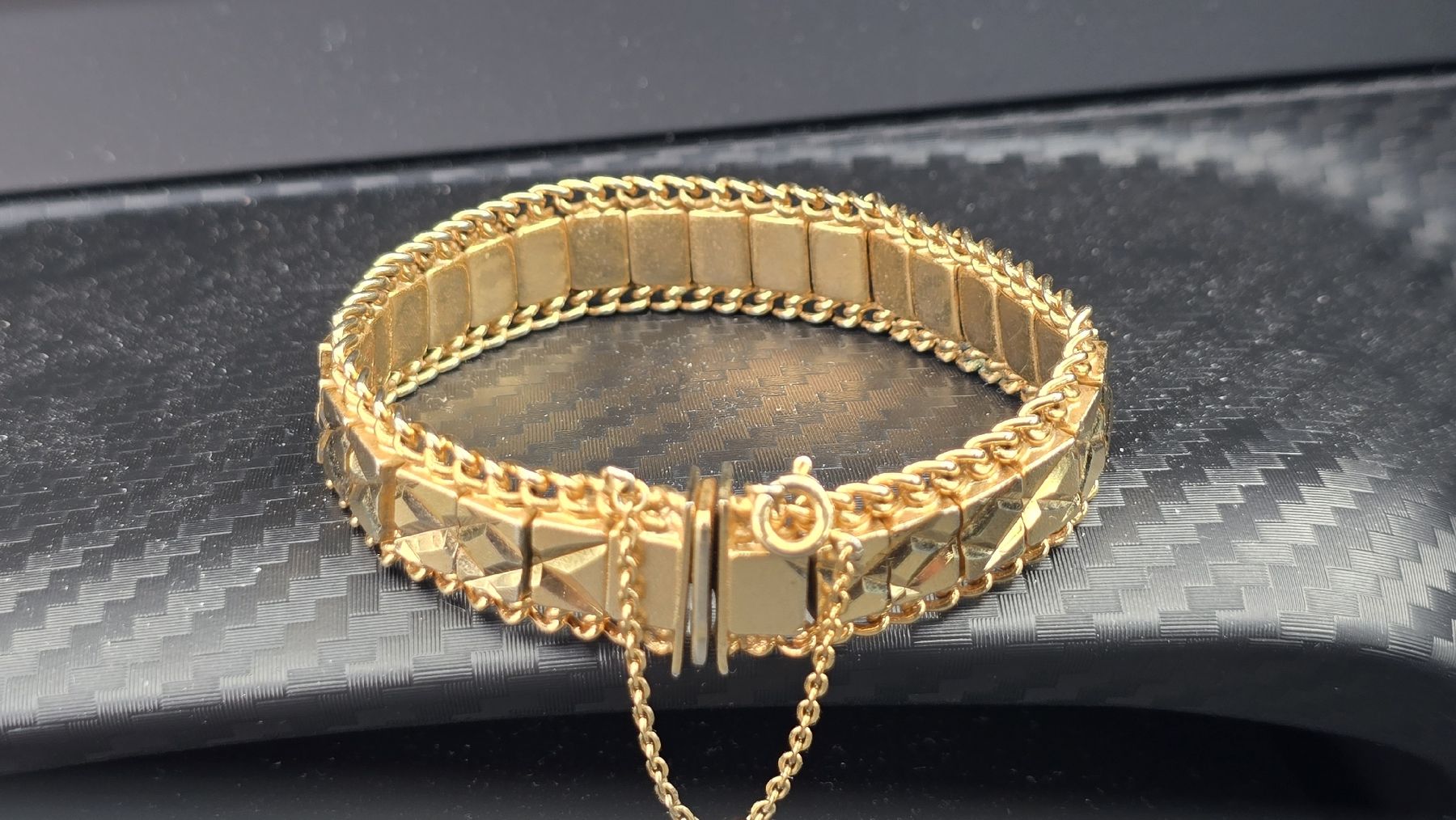 Bracciali & Braccialetti: magnifique bracelet dorée vintage – Usato da Cressier NE venduto da Oldwatch94 3