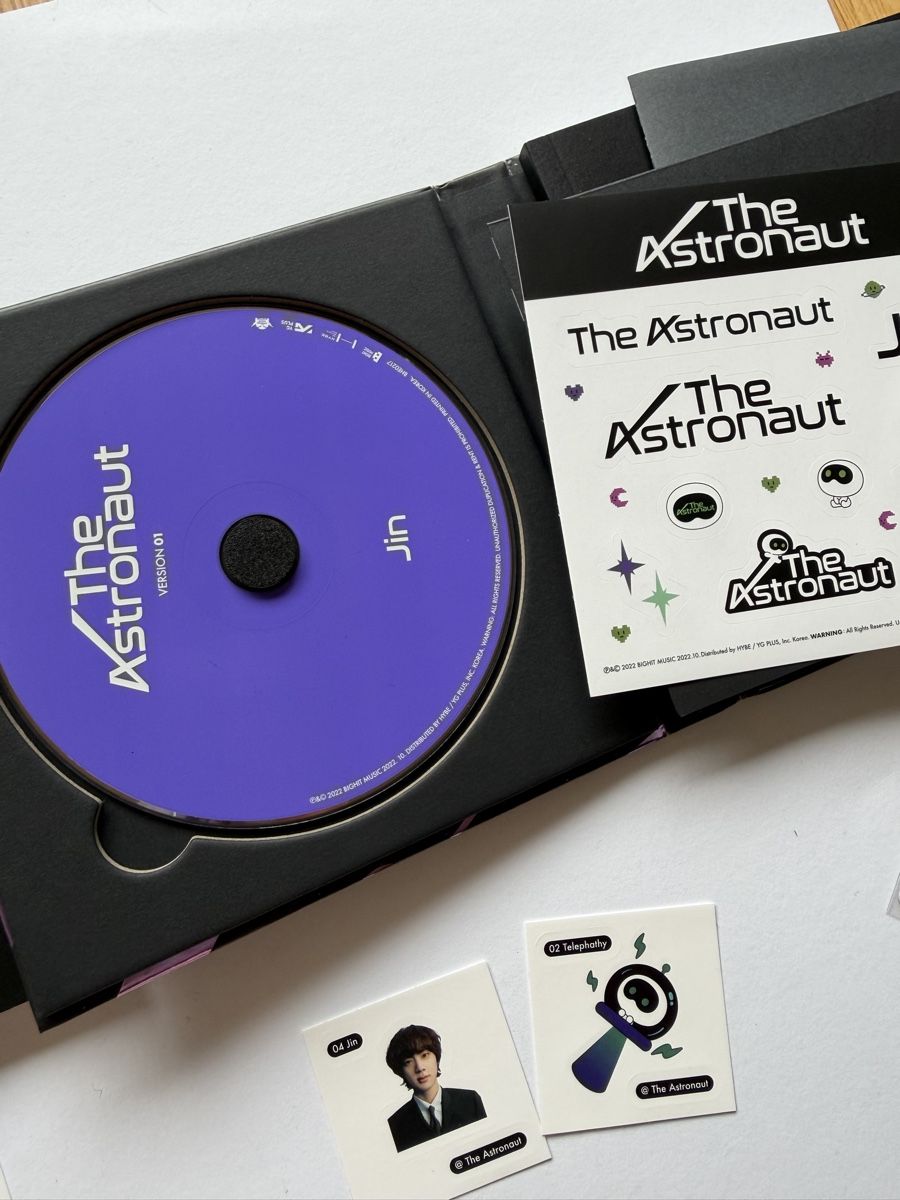 CD: BTS - Jin The Astronaut Version 1 & 2 – Nuovo (secondo la descrizione) da Belp venduto da silverlight88 4