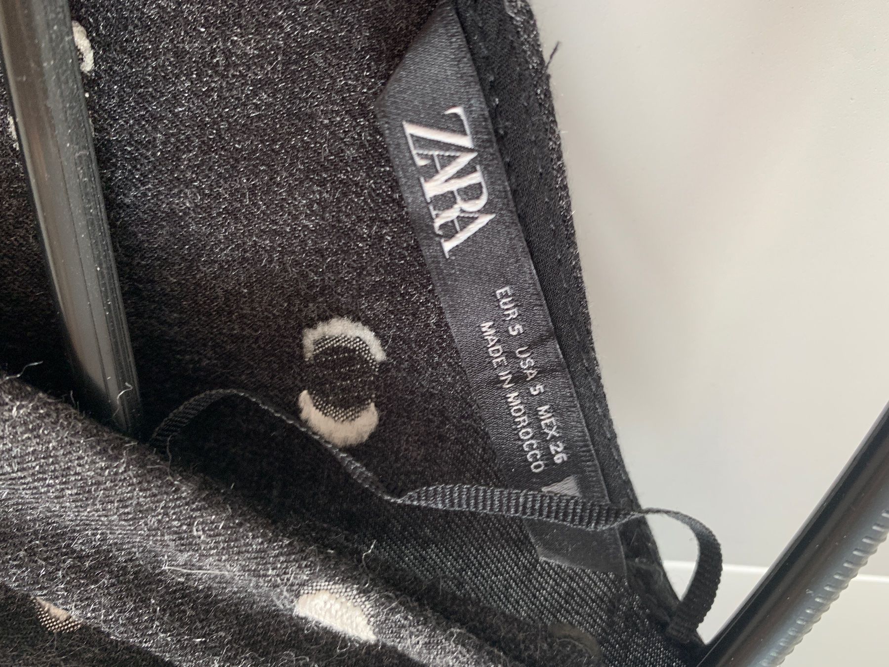 Vestiti: Kleid von Zara – Usato da Vaduz venduto da GiuliaSu 1