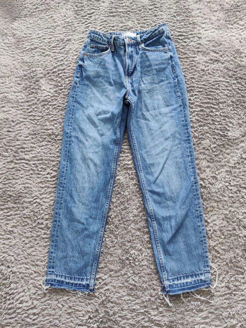 Bershka Jeans: Bershka Mom Jeans – Usato da Pieterlen venduto da Saemelili