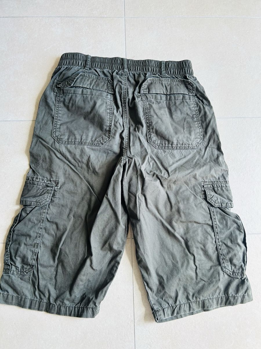 Pantaloni: Pantalon cargo court – Usato da Founex venduto da etswang