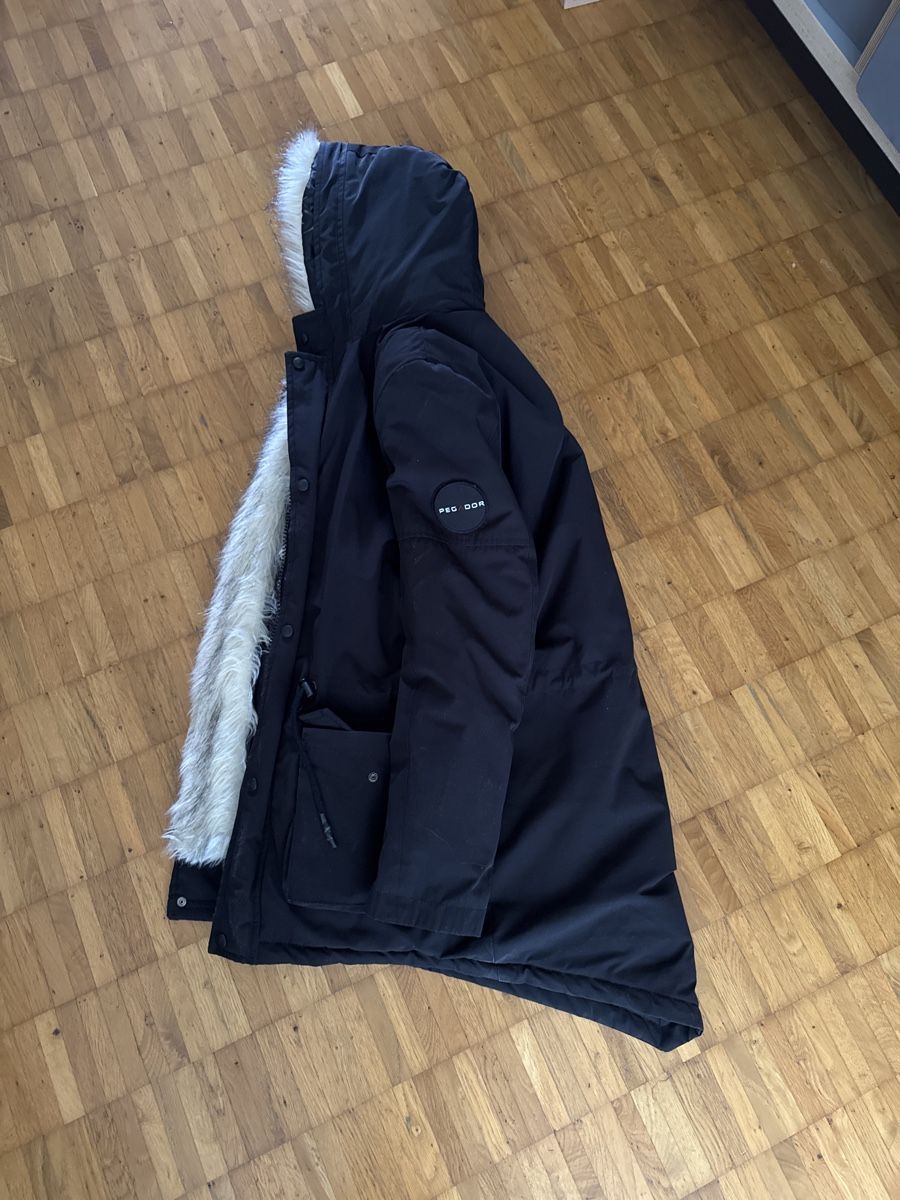 Giacche: Winterjacke PEGADOR SMALL – Usato da thun venduto da antonio.guido 2