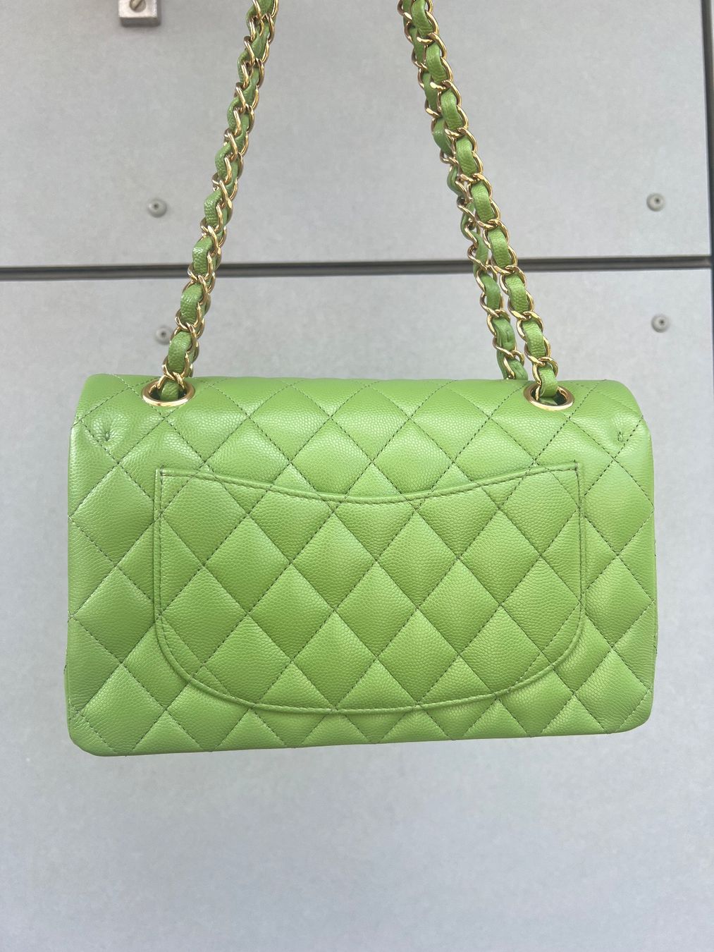 Chanel Taschen für Damen: Chanel Klassiker Double Flap flapbag, Grün – Neu (gemäss Beschreibung) aus Zürich von sellingmystuff1 2