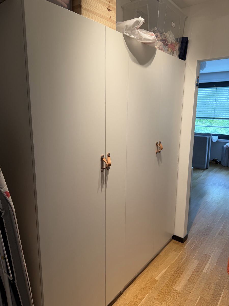 Ikea Armadi: Perfekt erhaltener Schrank – Nuovo (secondo la descrizione) da Baar venduto da lavica05