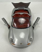 Maisto Porsche Boxster 1:18 – Die-Cast Modell Silber & Rot