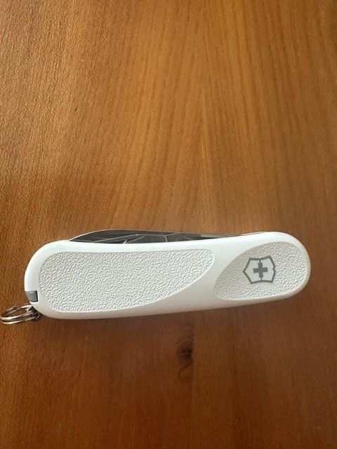 Victorinox Taschenmesser: Victorinox EvoGrip X-mas 2016 – Neu und originalverpackt aus Pringy von Toyotafj 2