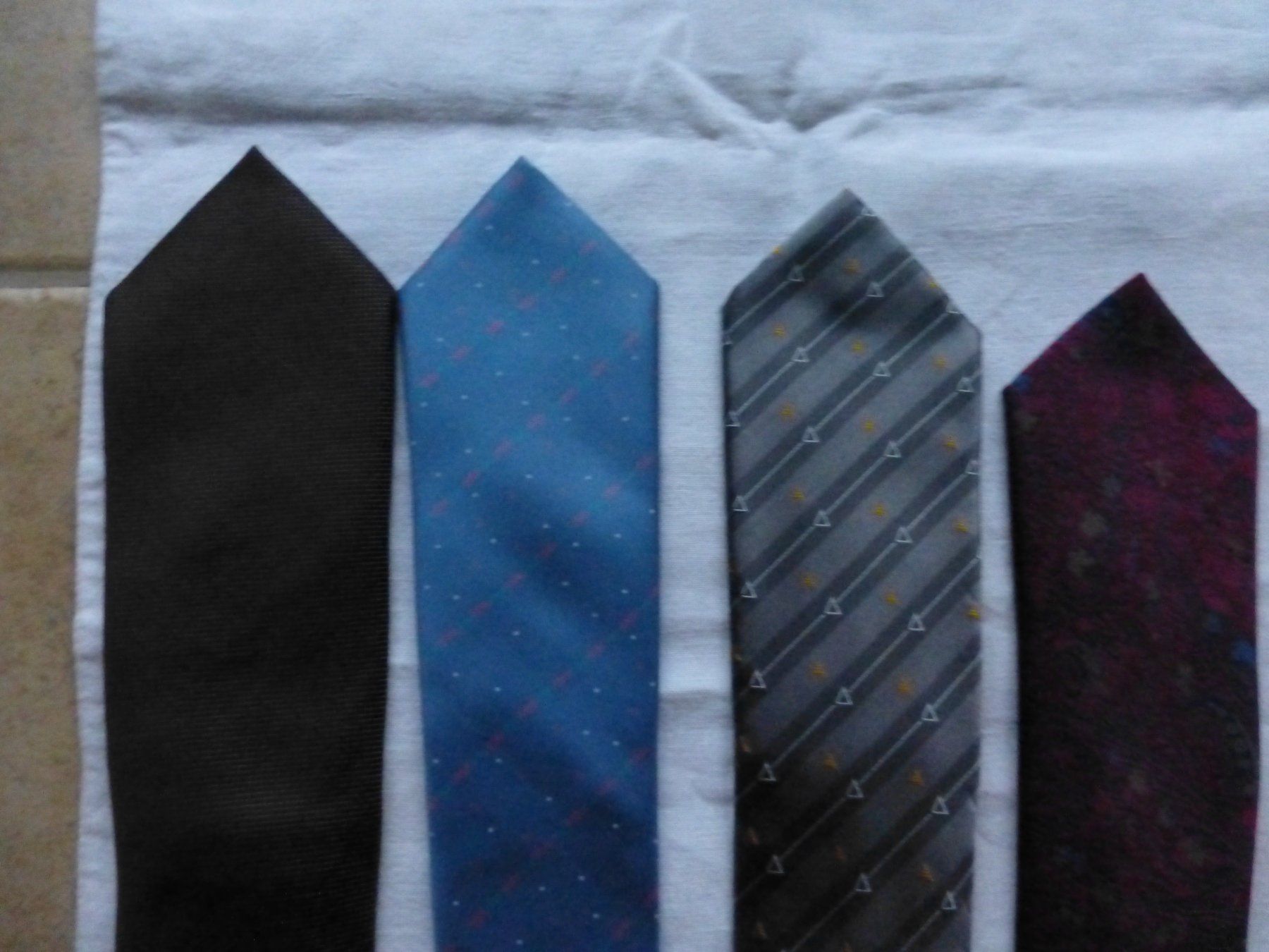 Cravatte: Krawatten  - Fabric -Armani -Ted Lapidus... – Usato da Würenlingen venduto da drago56 2