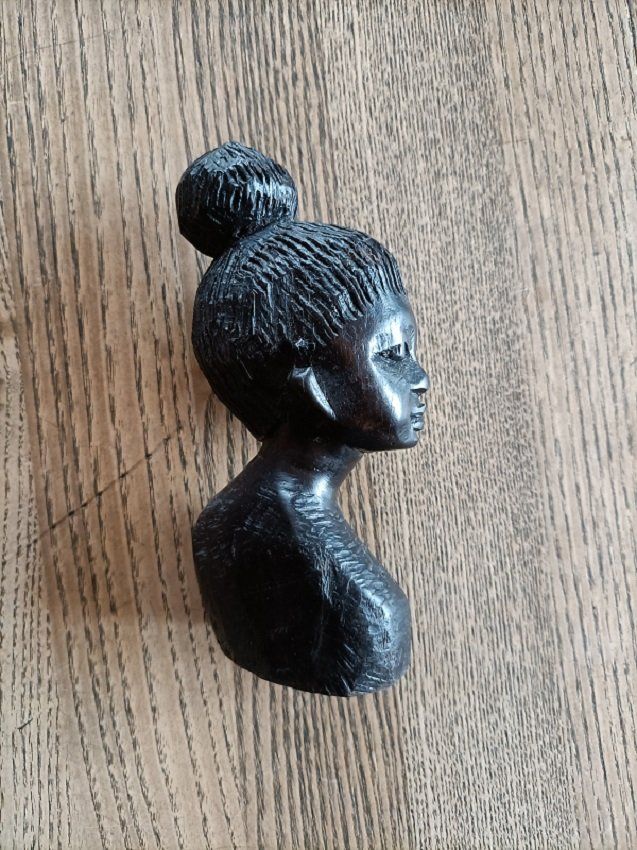 Sculture & Statue: Frauenbüste aus Afrika – Usato da Burg venduto da Mainstreet69