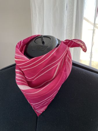 süsses Foulard pink gestreift