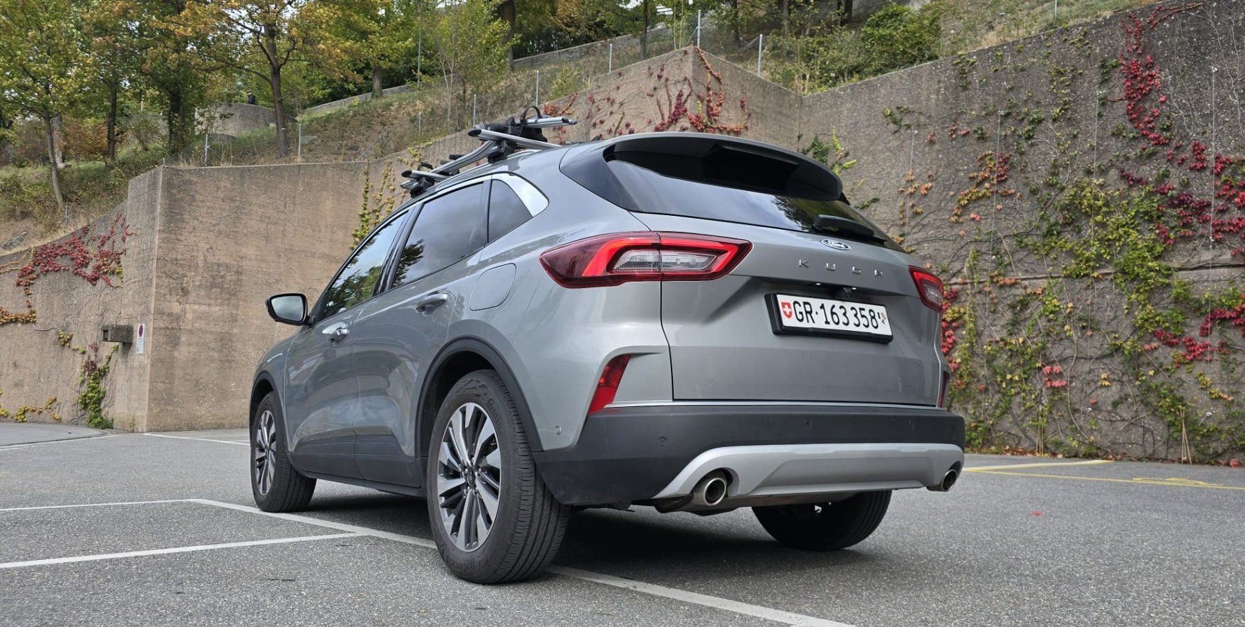 Ford Automobili: FORD KUGA 1.5 EcoB Facelift Titanium – Usato da Chur venduto da dor_h6s9 1