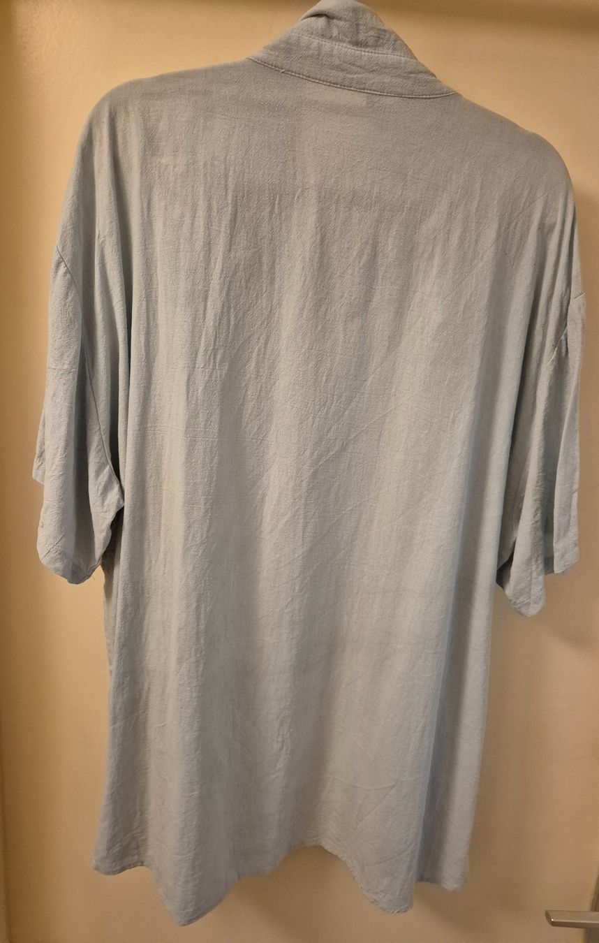 Hemden: Chemise d été - manches courtes 2XL – Gebraucht aus Genève von daudin 1