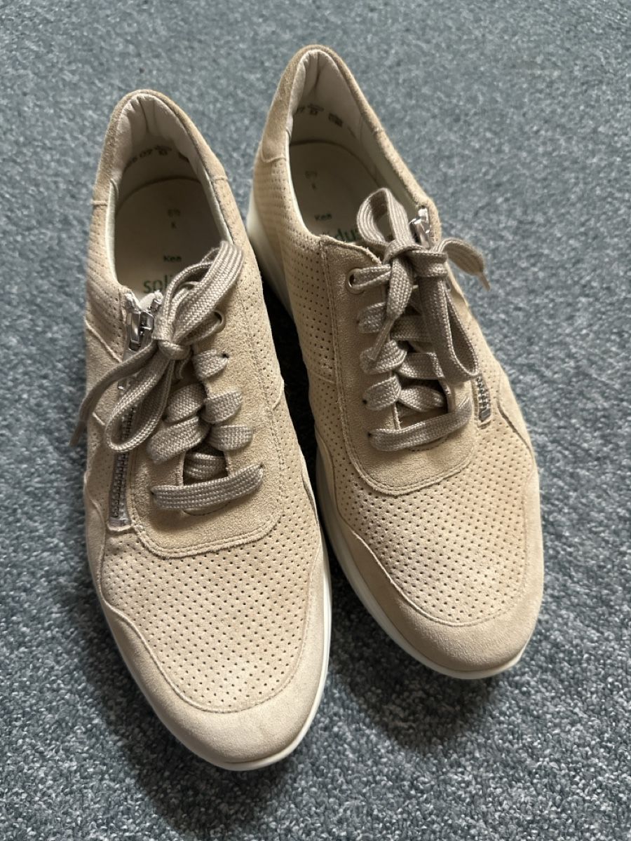 Scarpe da donna: Solidus Kea Sneaker beige Gr6.5  neu – Nuovo e nell'imballaggio originale da Baltschieder venduto da YmroBe