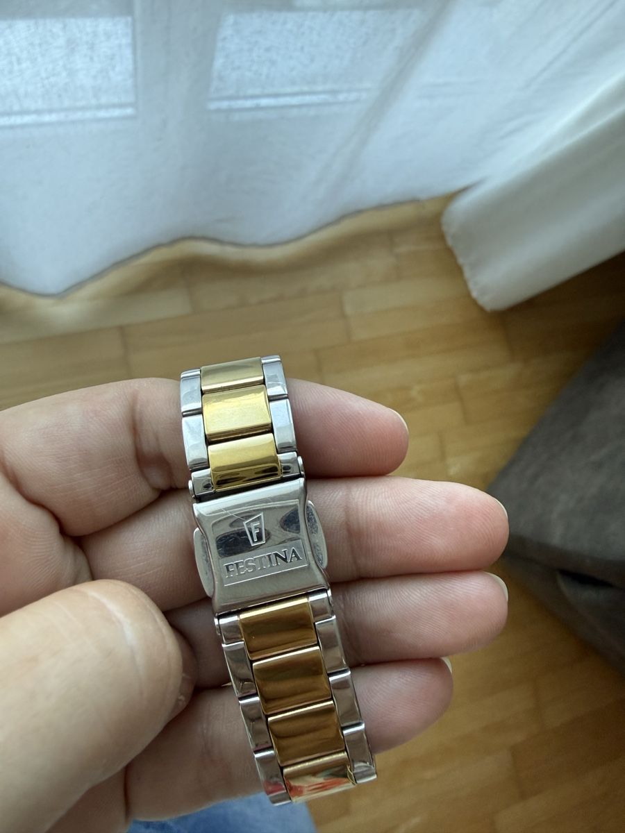 Festina Orologi: Festina Damenuhr – Usato da Bülach venduto da sawa22 2