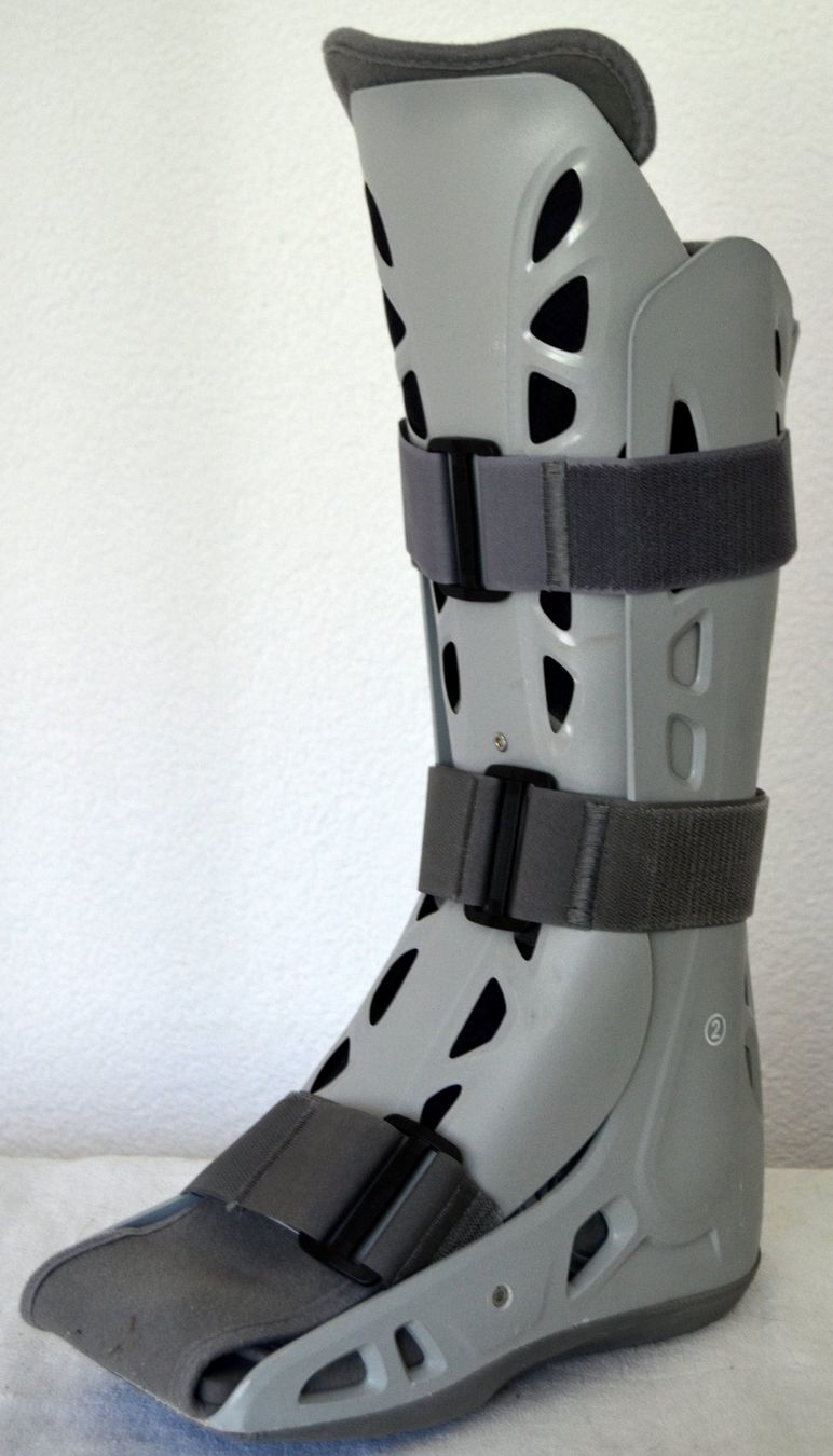 Attrezzature mediche: Aircast AirSelect Standard Orthèse  / /Orthese L – Usato da Collonges venduto da arashee