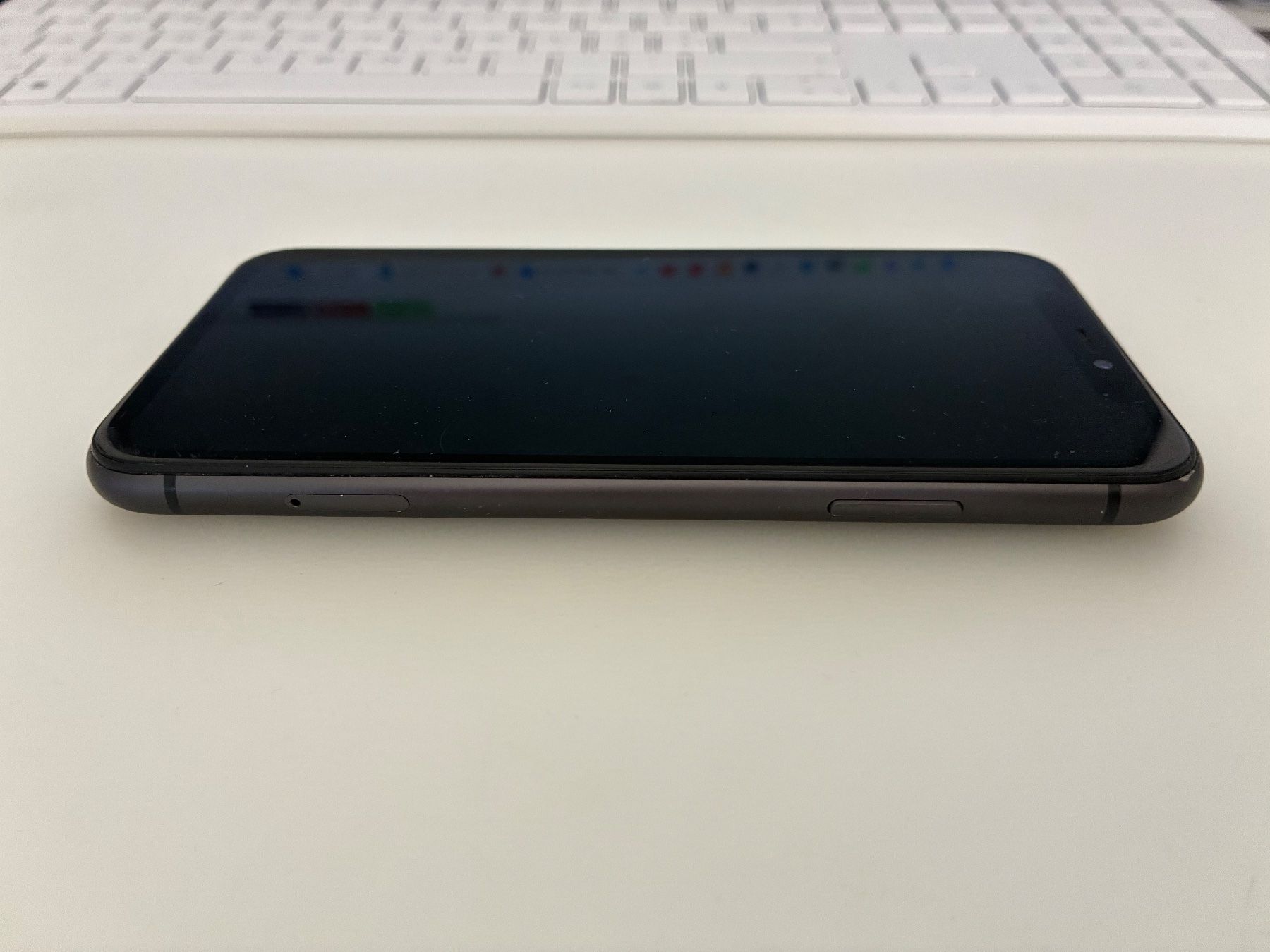 Apple Portables: iPhone 11_64 GB – D'occasion à Strengelbach par Meky_81 4