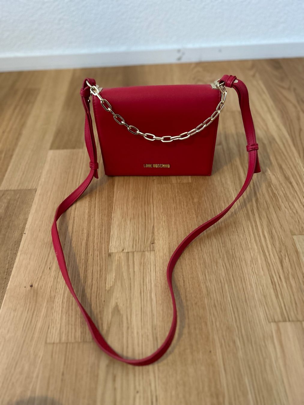 Moschino Borse da donna: Handtasche Moschino – Usato da Hunzenschwil venduto da elm_mb67 2