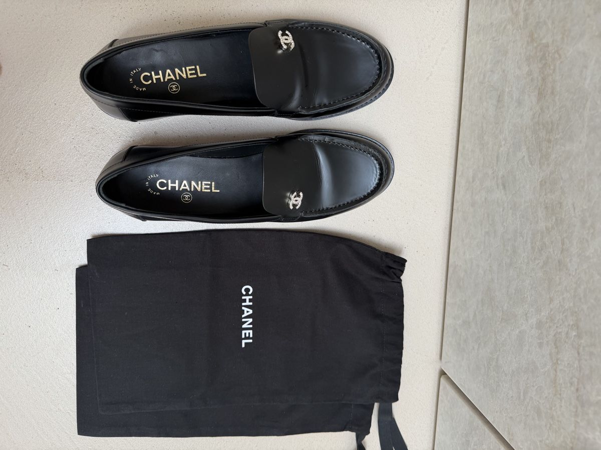 Chanel Chaussures femmes: Chanel Loafers 40 – D'occasion à Uetikon am See par mga_lqy6 2