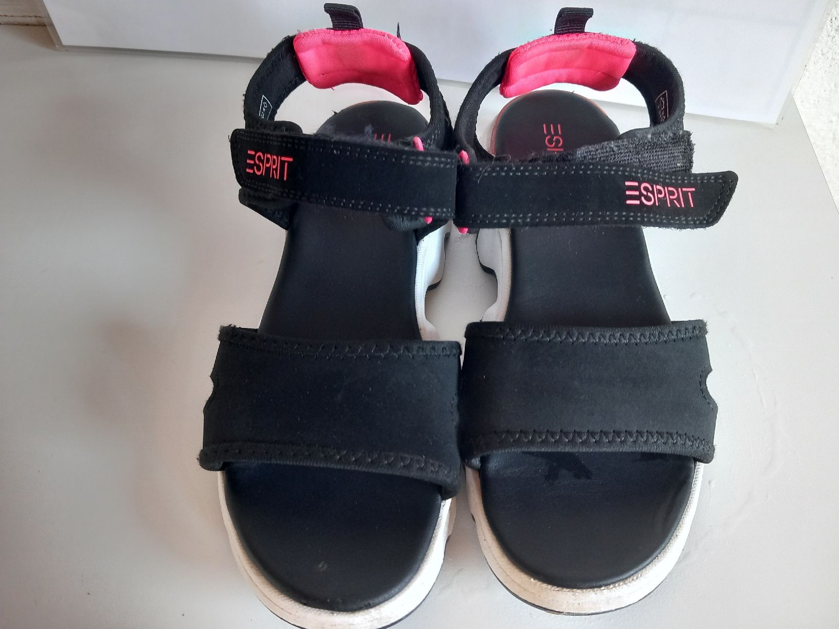 Esprit Scarpe per ragazze: Sandalen ESPRIT Schwarz Pink Grösse 34 – Usato da Sonnental venduto da OlgaB83 2