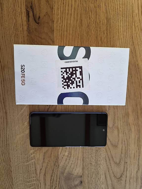 Portables: Samsung Galaxy S20 FE 5G – D'occasion à Goldswil par Andrea1985 3