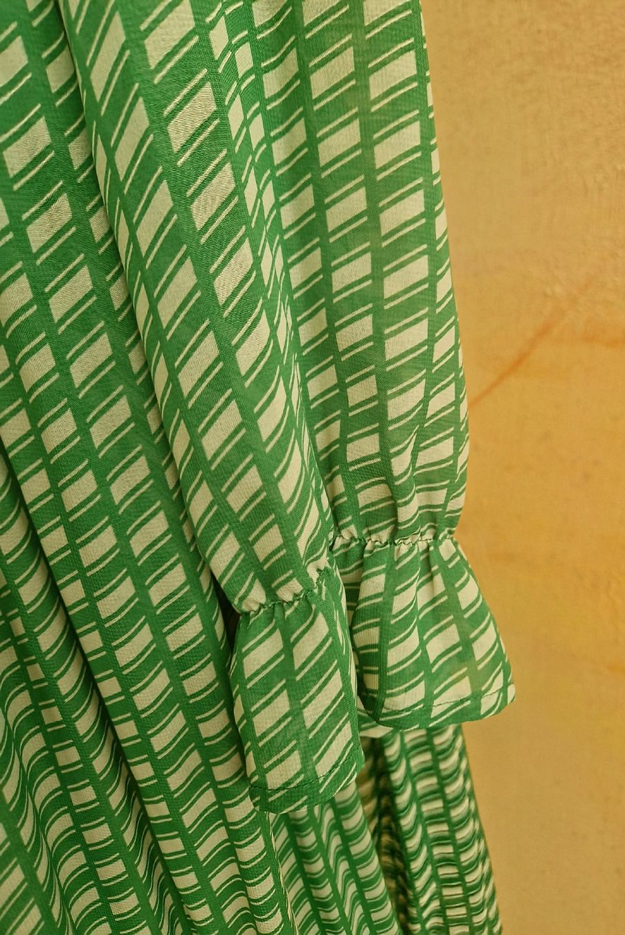 Vestiti: ICHI Kleid – Gr. M – Usato da Horgen venduto da akkohappyshopping 5