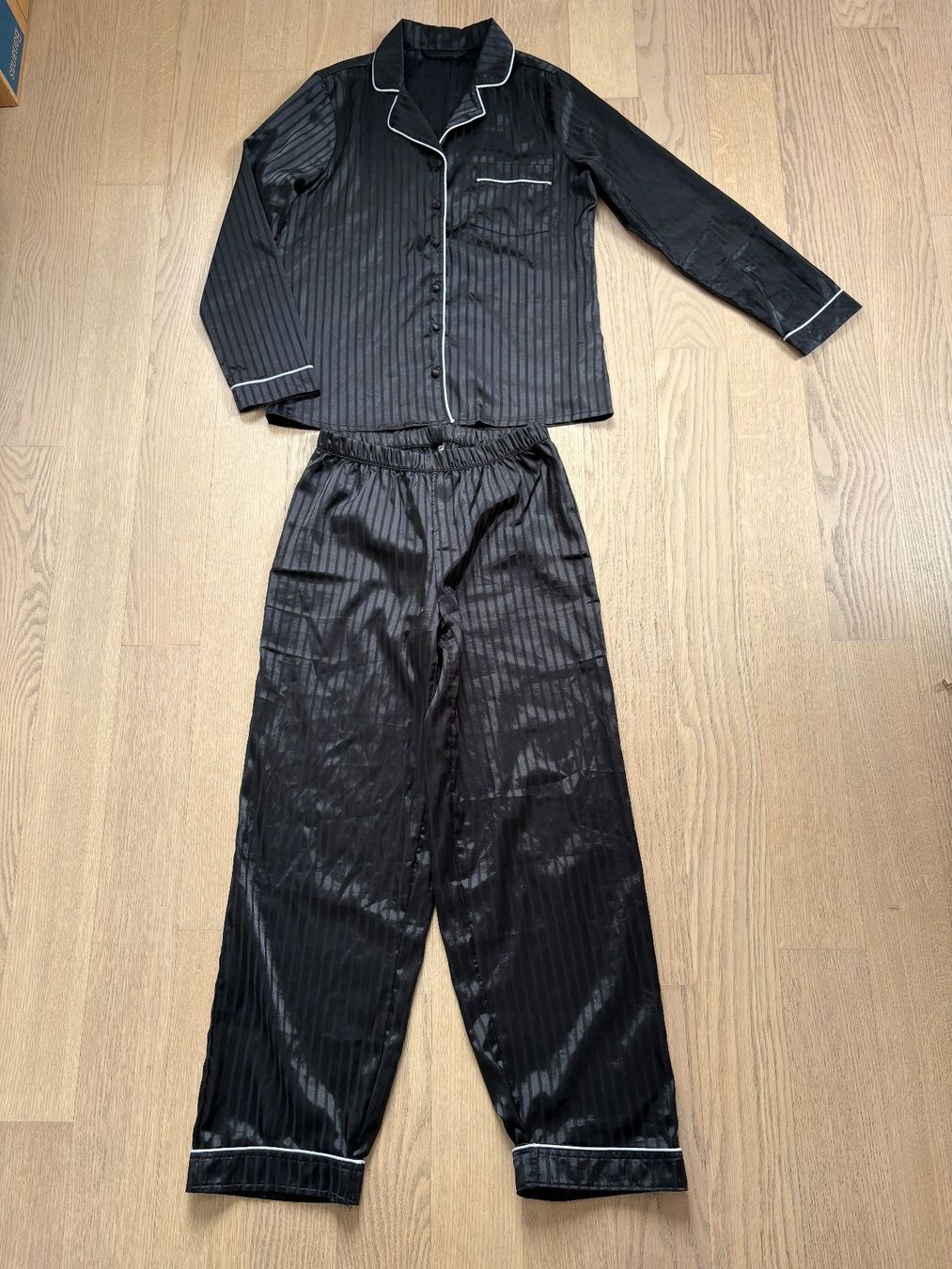 Pigiama & Simili: Pyjama Gr.XXS / 32 – Usato da Gossau SG venduto da Black-Queen 2