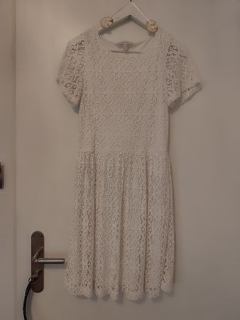 Esprit Kleid, mit Ohrenringe