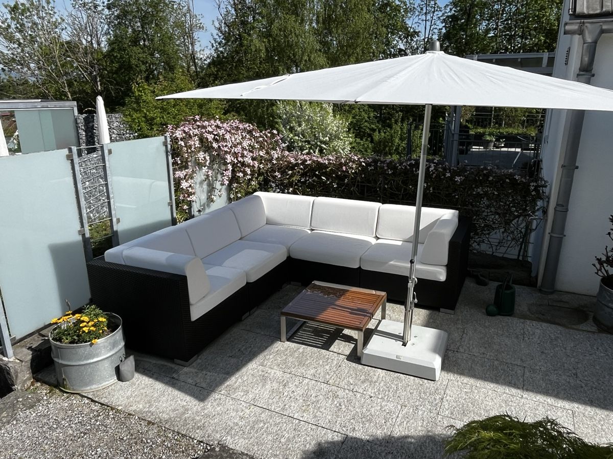Divani: Gartenlounge Rattan  250x250cm – Usato da Hinteregg venduto da Ampfani 1